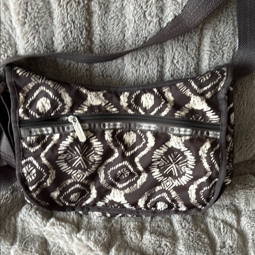 Patterned Crossbody Bag in Brown and Cream